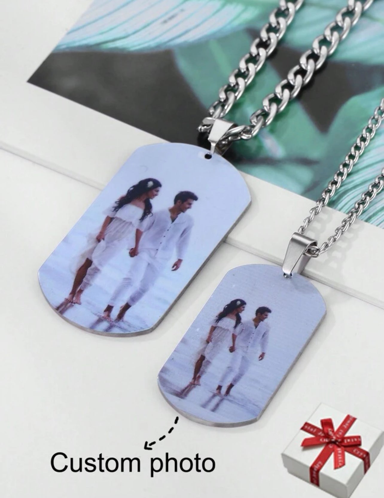 Collier unisexe plaque d’image gravée au laser couple