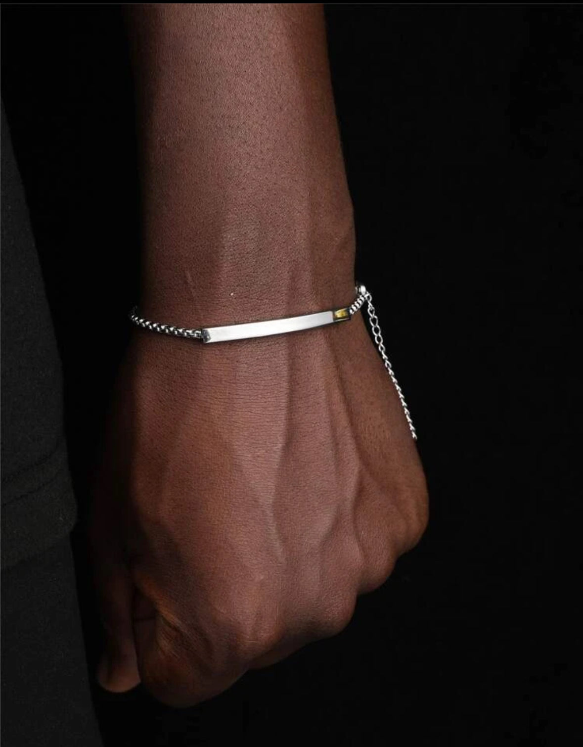 Bracelet Élégance Minimaliste en Acier Inoxydable