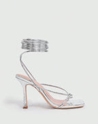 Sandales Argentées à Lanières - Brillance et Élégance