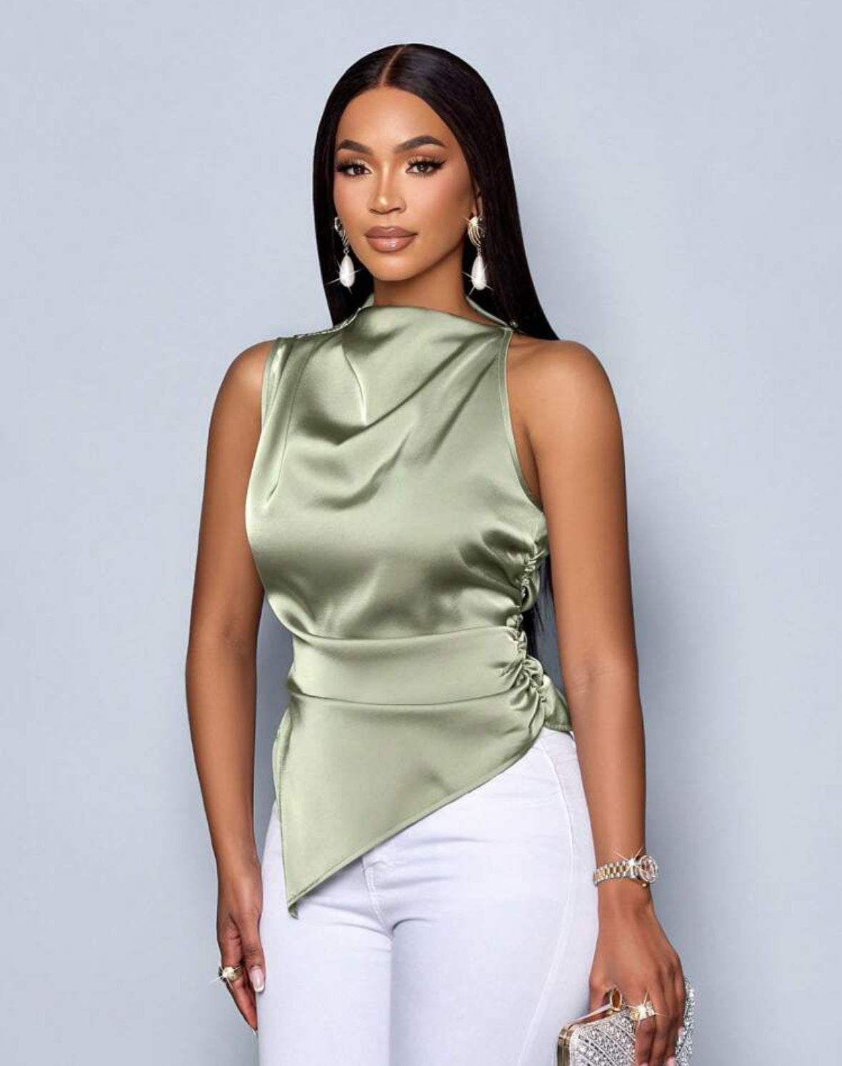 Top en satin asymétrique à col drapé - Élégance Moderne