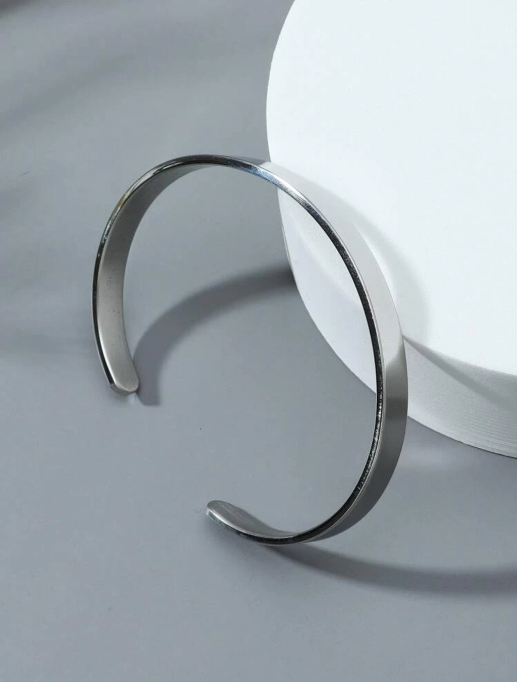 Bracelet Manchette Minimaliste en Acier Inoxydable