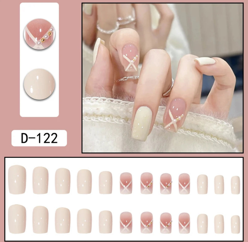 24 Faux Ongles Blanc Nude