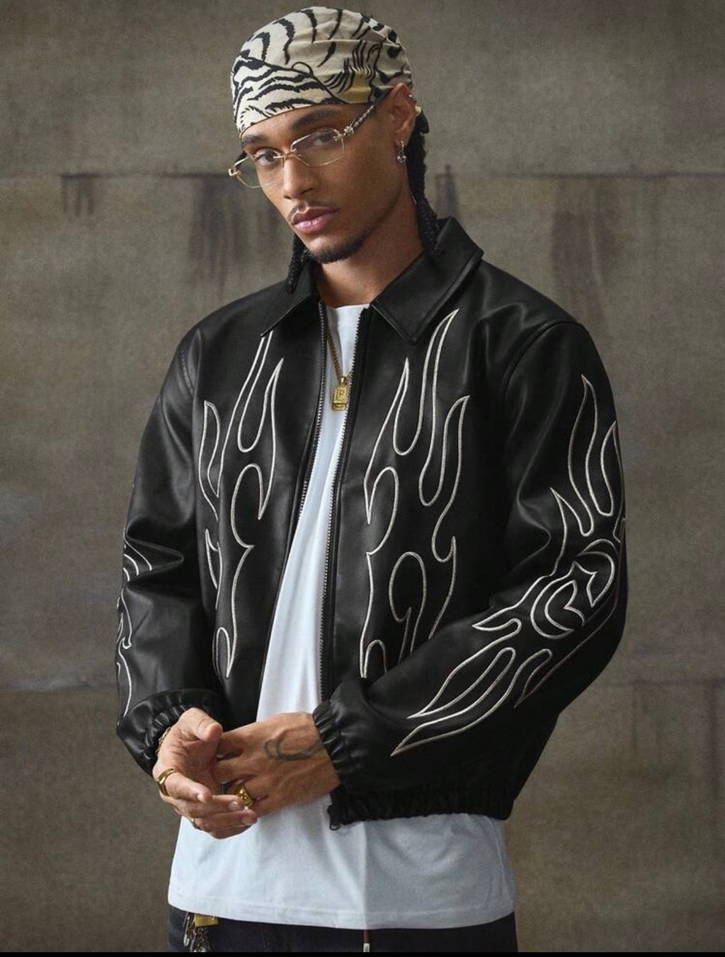 Veste "Ignition" en Simili-Cuir Noir – Broderies Flammes Gothiques