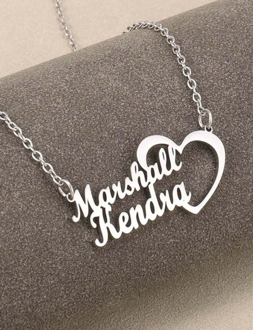 Collier Personnalisé Double Nom avec Cœur en Acier Inoxydable