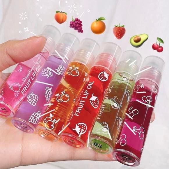 Fruity Kiss: Revitalizing Lip Oil