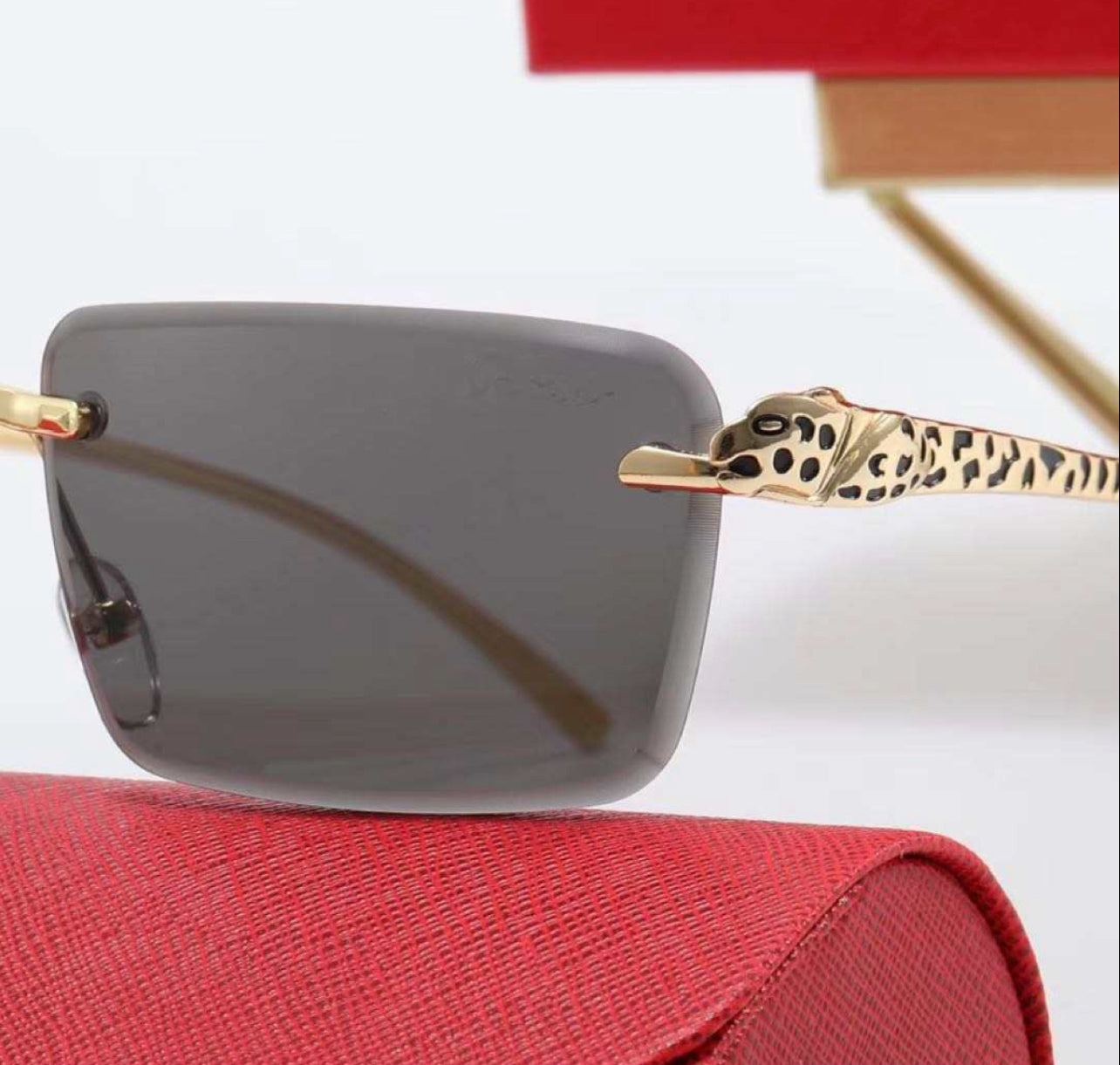 Lunettes de Soleil Panthère Divine