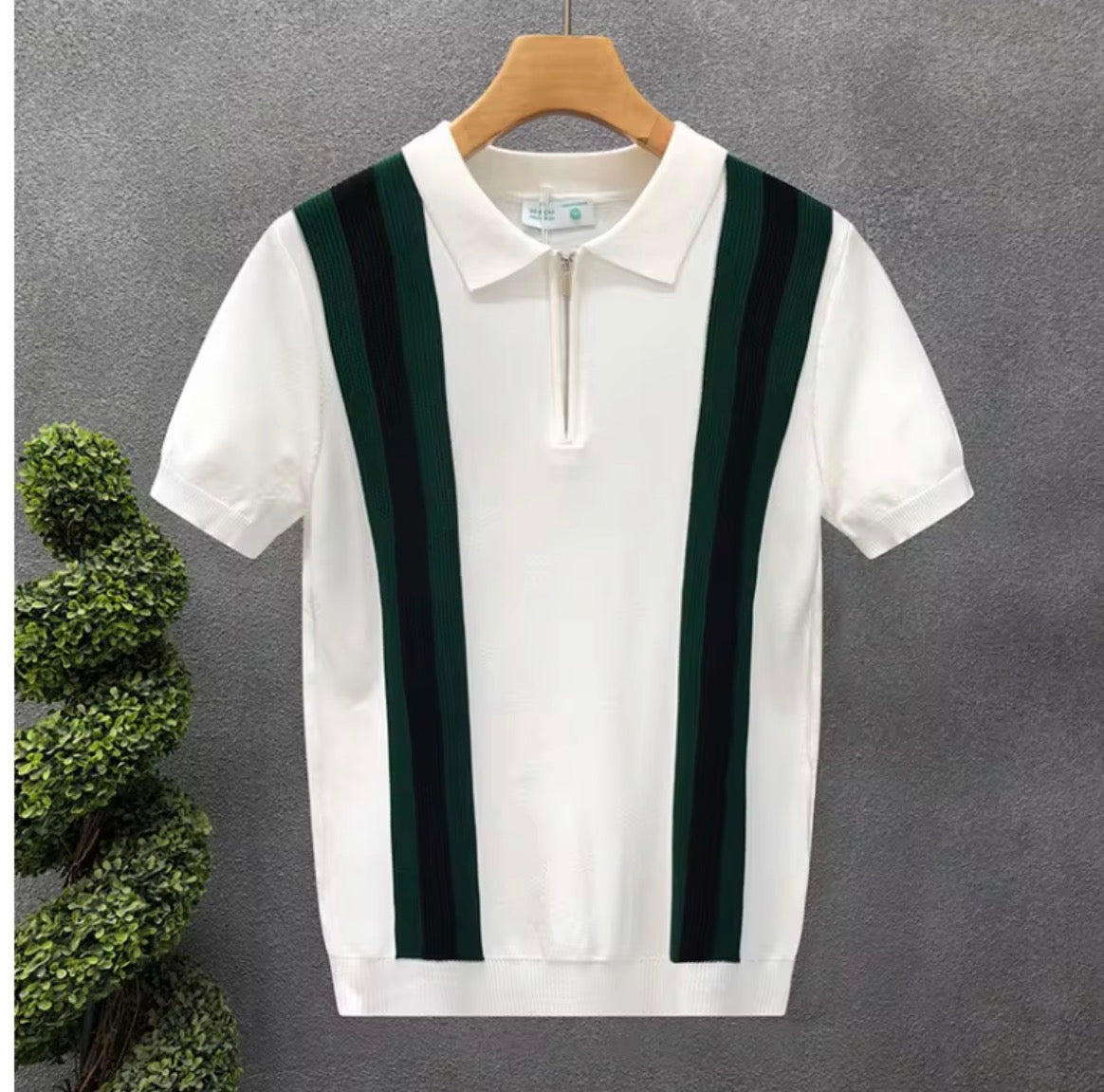 Polo en Maille Texturée à Fermeture Éclair – Style Rétro Chicane