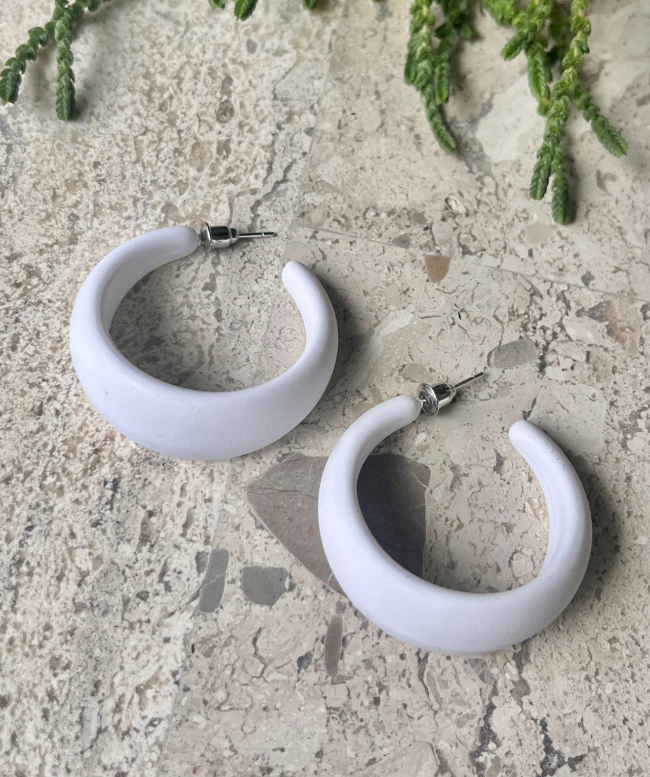 Boucles d’oreilles acryliques