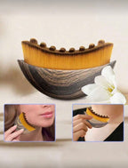 Brosse de Massage Visage et Cou en Bois – Rituel Spa & Détox