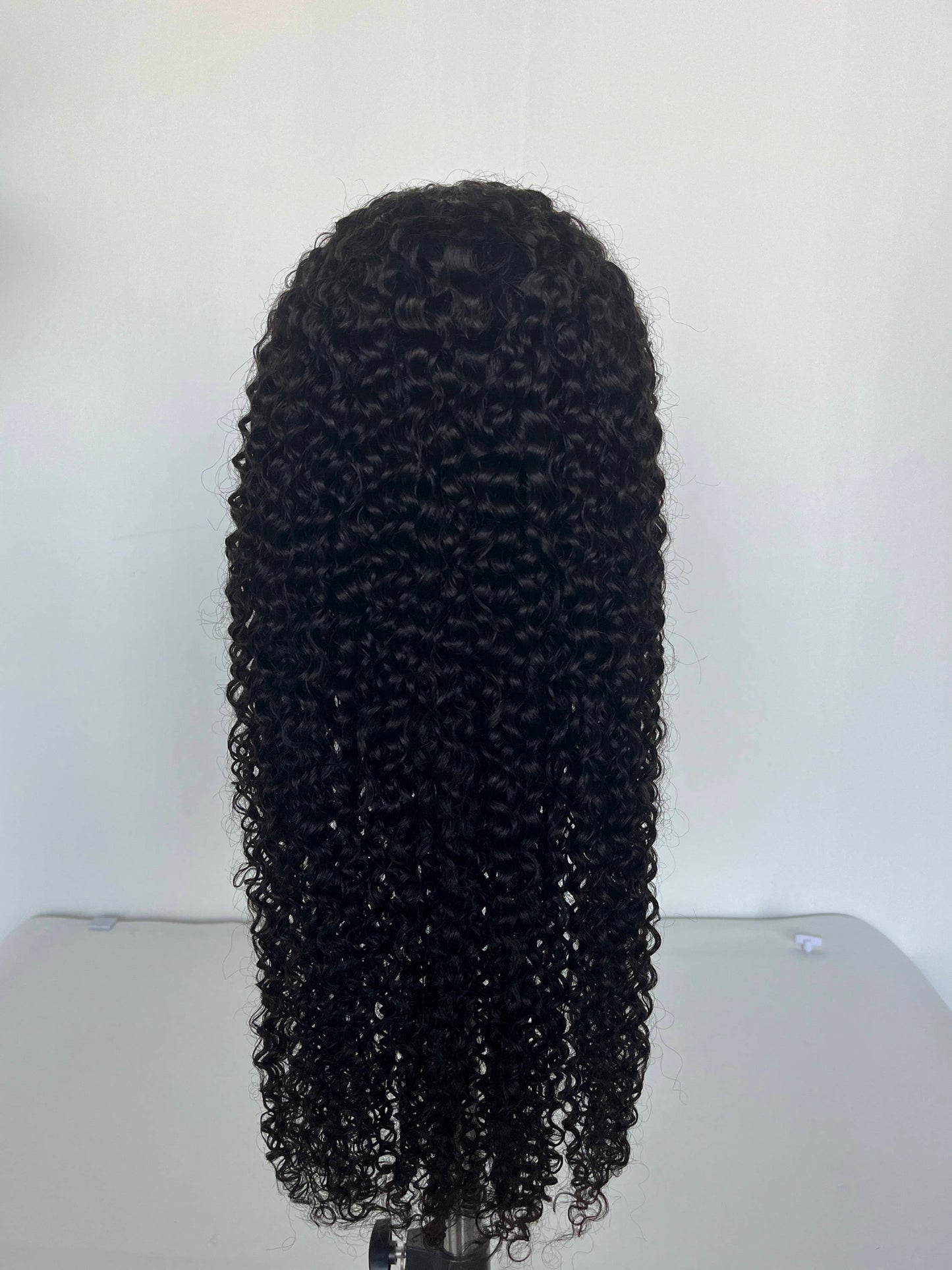 Perruque cheveux humain Kinky Curly / wig 200% 13*4 lace frontal transparente
