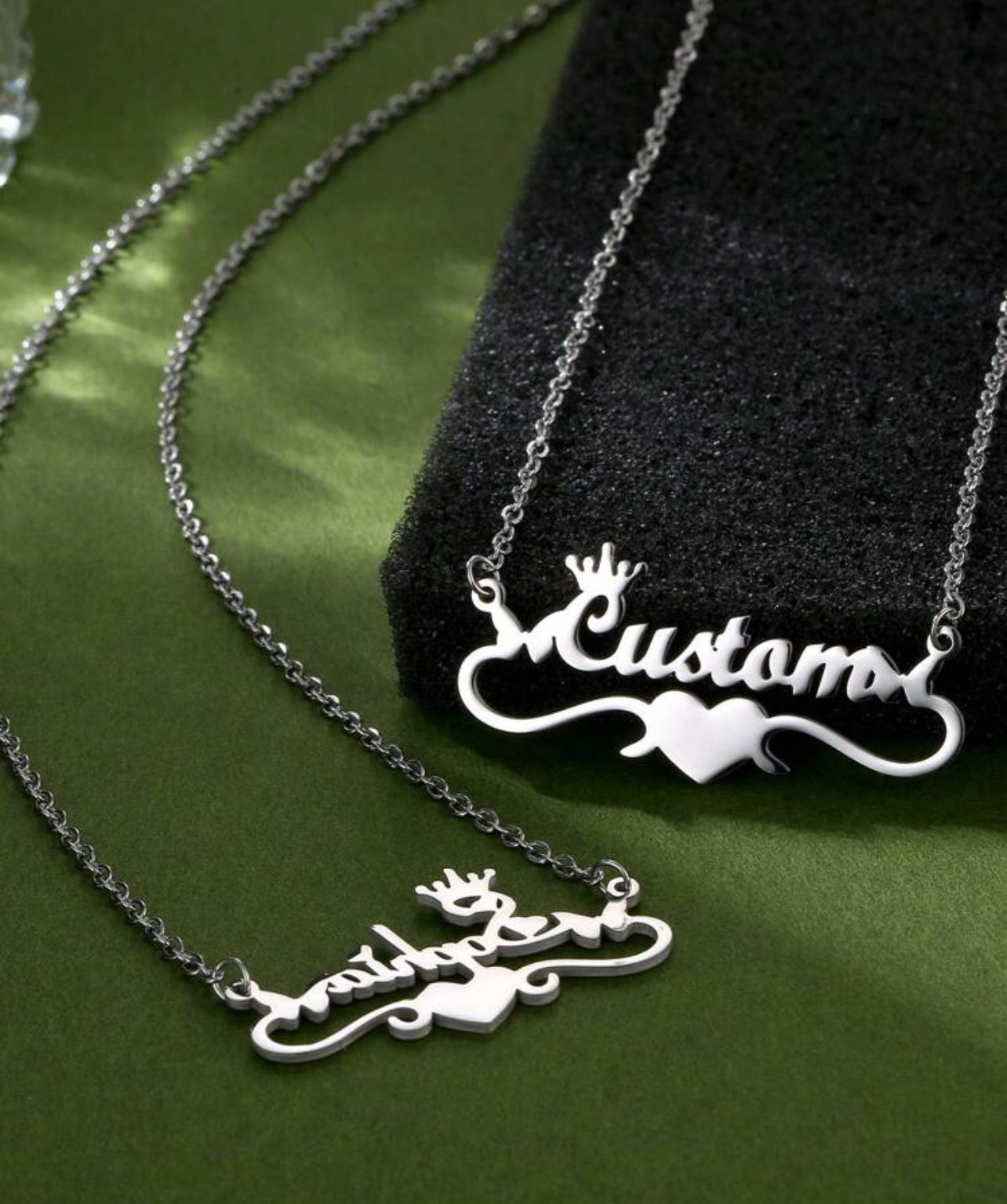 Collier personnalisé en forme d'aile avec nom personnalisé, avec chaîne à pendentif au choix en acier inoxydable