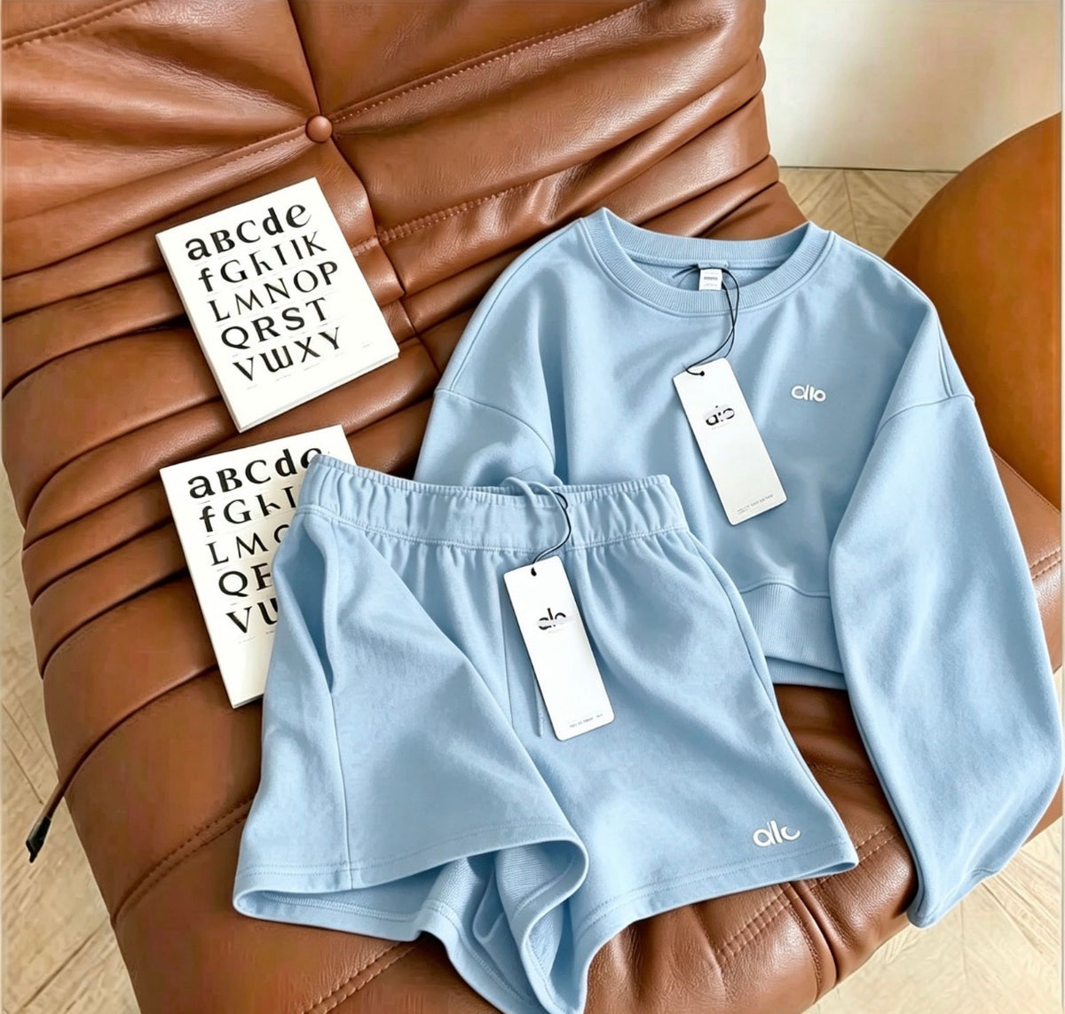 Ensemble Loungewear Alo Accolade – Sweat Court et Short Molleton