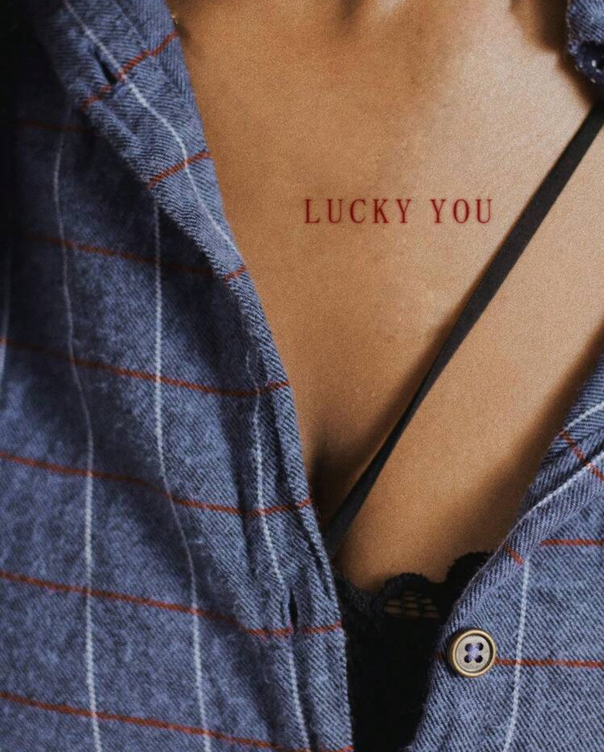 Tatouage Temporaire Minimaliste “Lucky You” - Rouge Discret