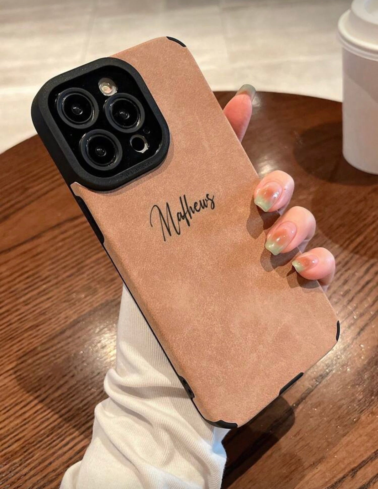 Coque de Protection Effet Daim Personnalisée – Texture Douce & Design Élégant pour iPhone