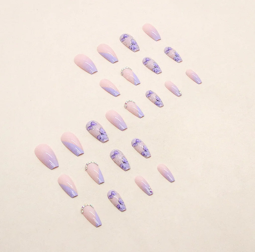 Faux Ongles Nude avec Strass Papillon