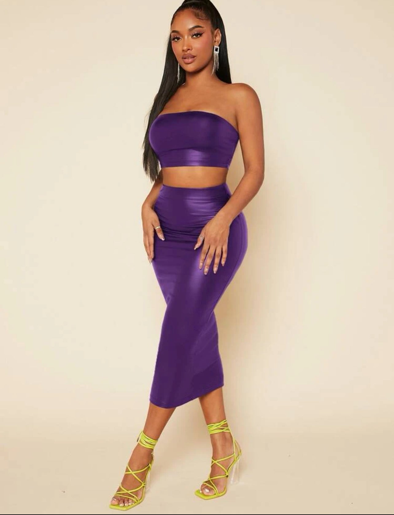 Top bandeau court en cuir PU & Jupe crayon