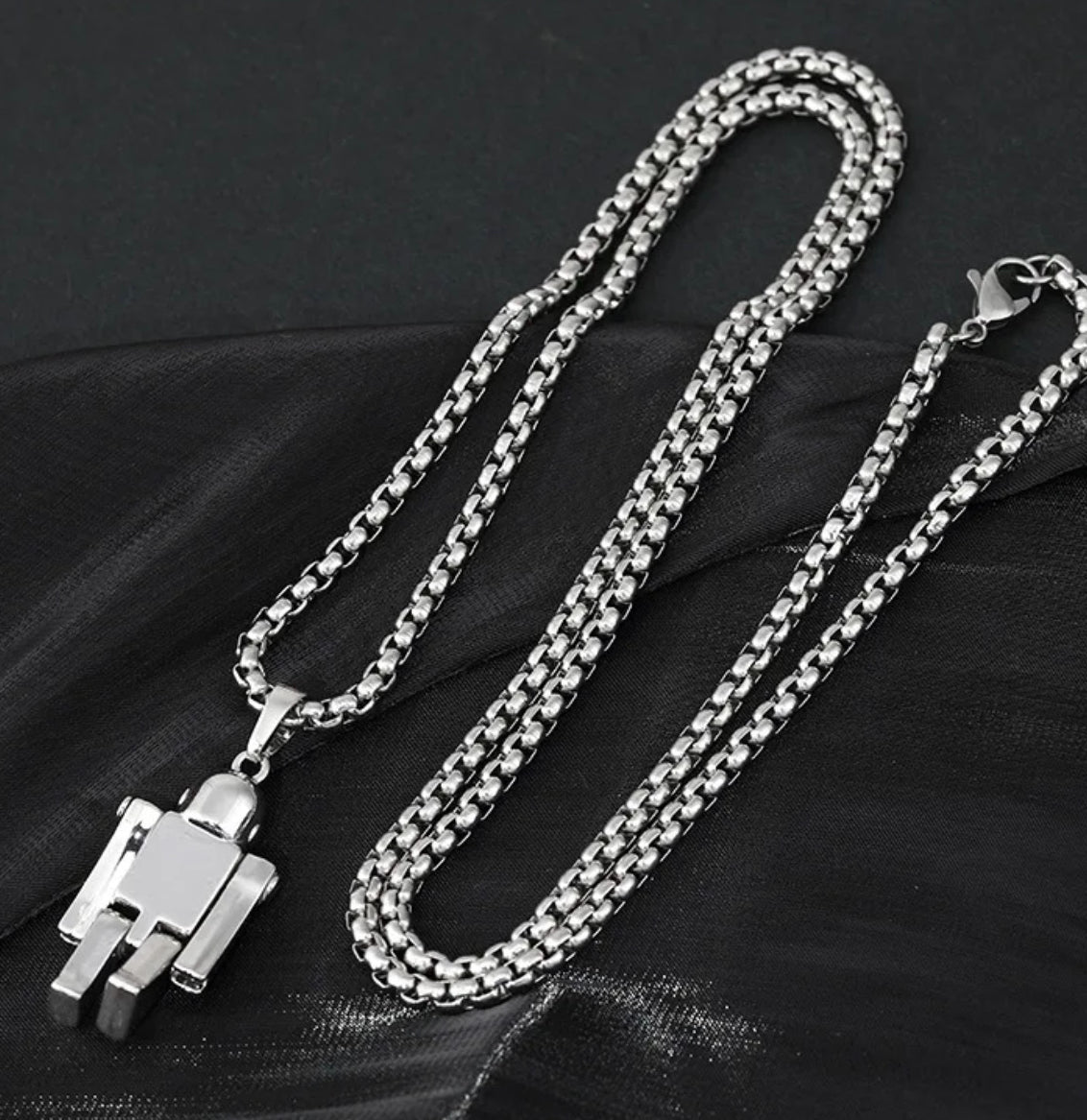Collier pendantif robot