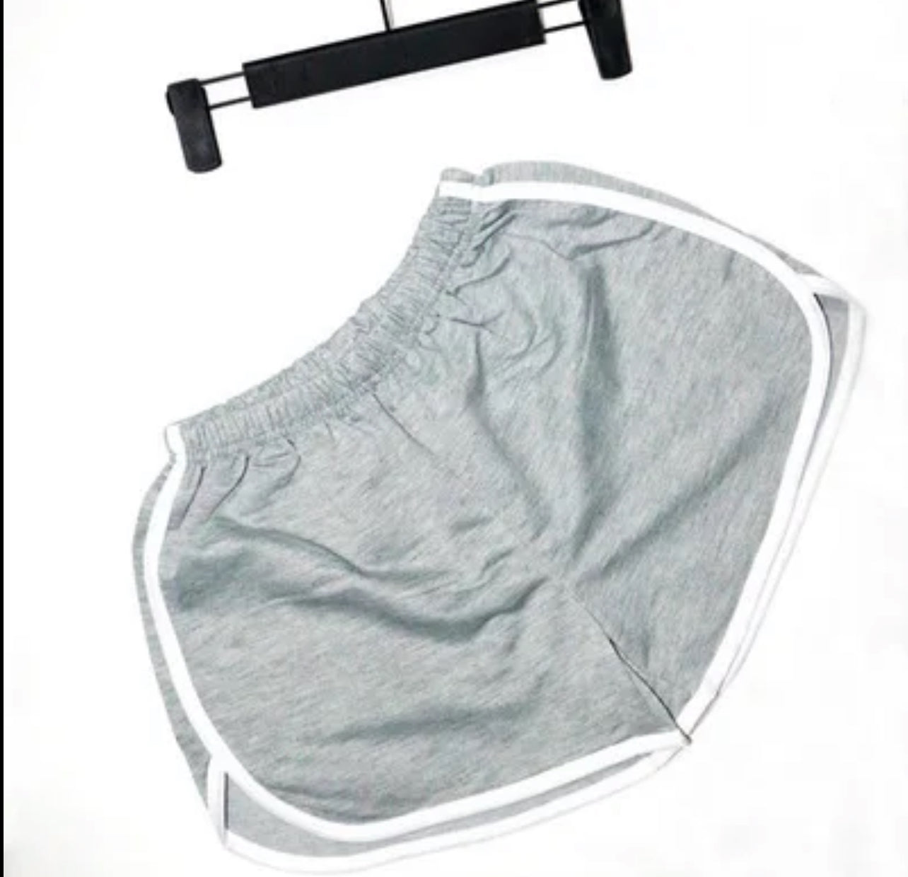 Short Confort Quotidien – Léger, Souple & Stylé