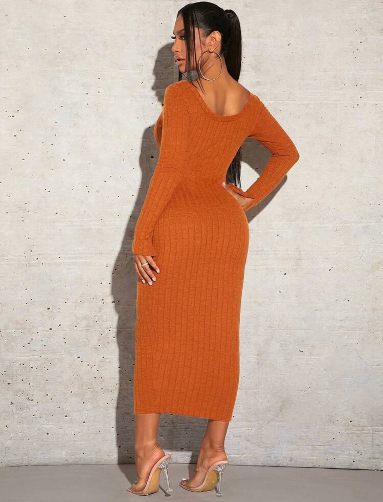 Robe Moulante À Col Rond Solide Shein Sxy À Manches Longues En Tissu Brossé À Rayures Verticales