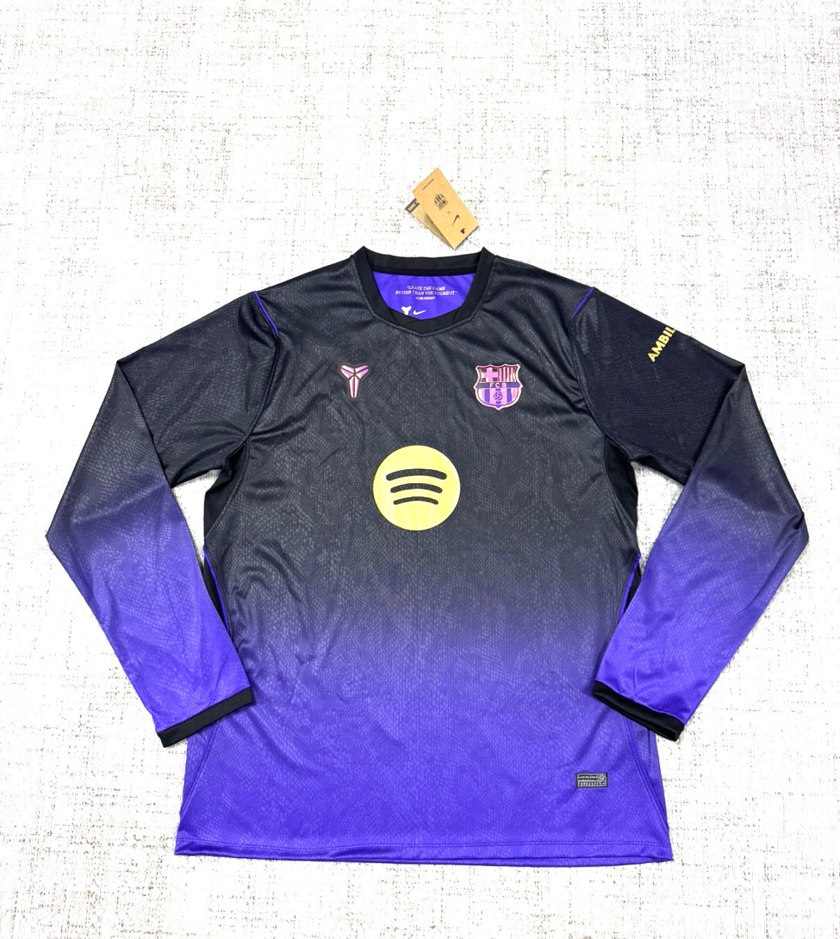 Maillot FC Barcelone x Kobe Bryant "Mamba Mentality" – Manches Longues (Édition Spéciale)