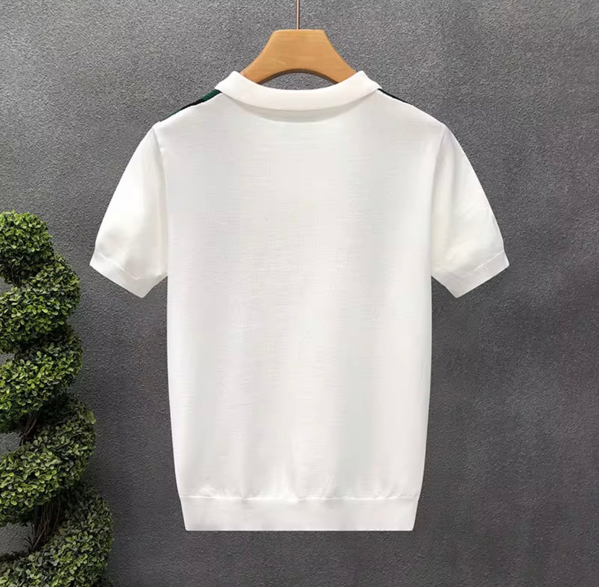 Polo en Maille Texturée à Fermeture Éclair – Style Rétro Chicane