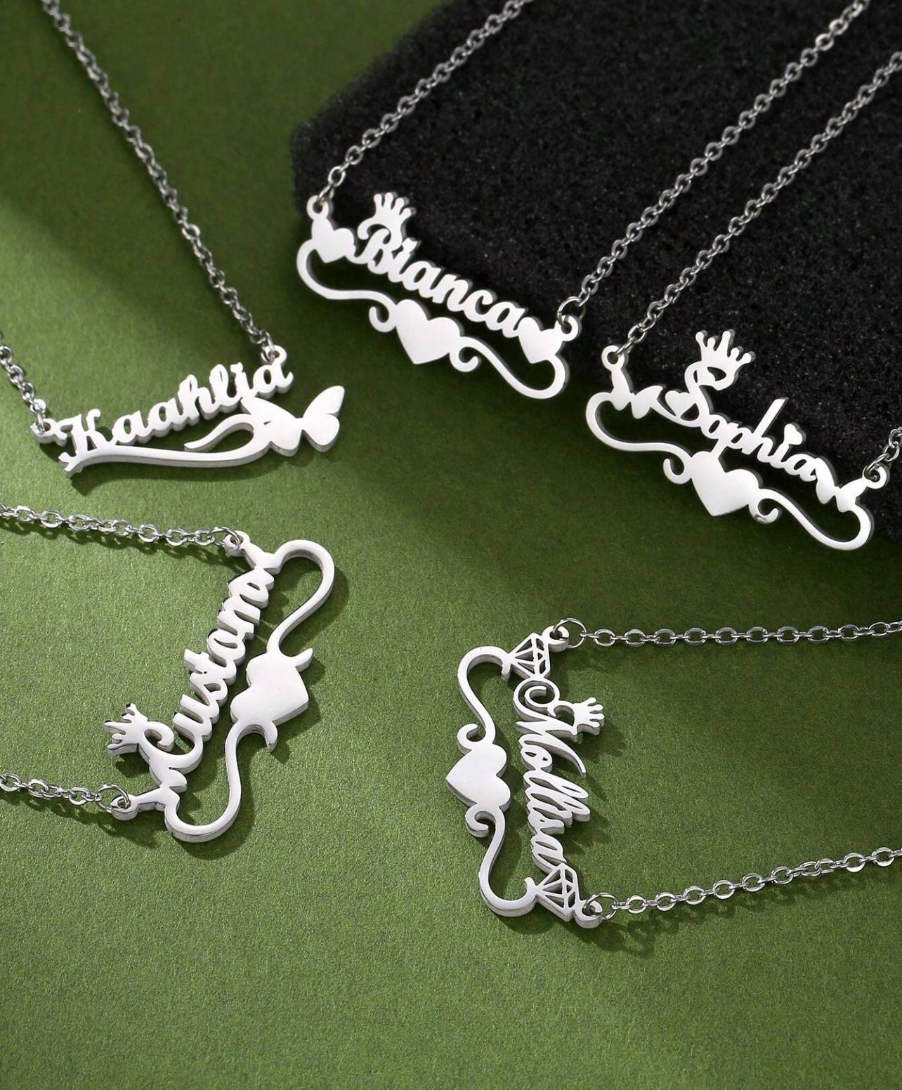 Collier personnalisé en forme d'aile avec nom personnalisé, avec chaîne à pendentif au choix en acier inoxydable