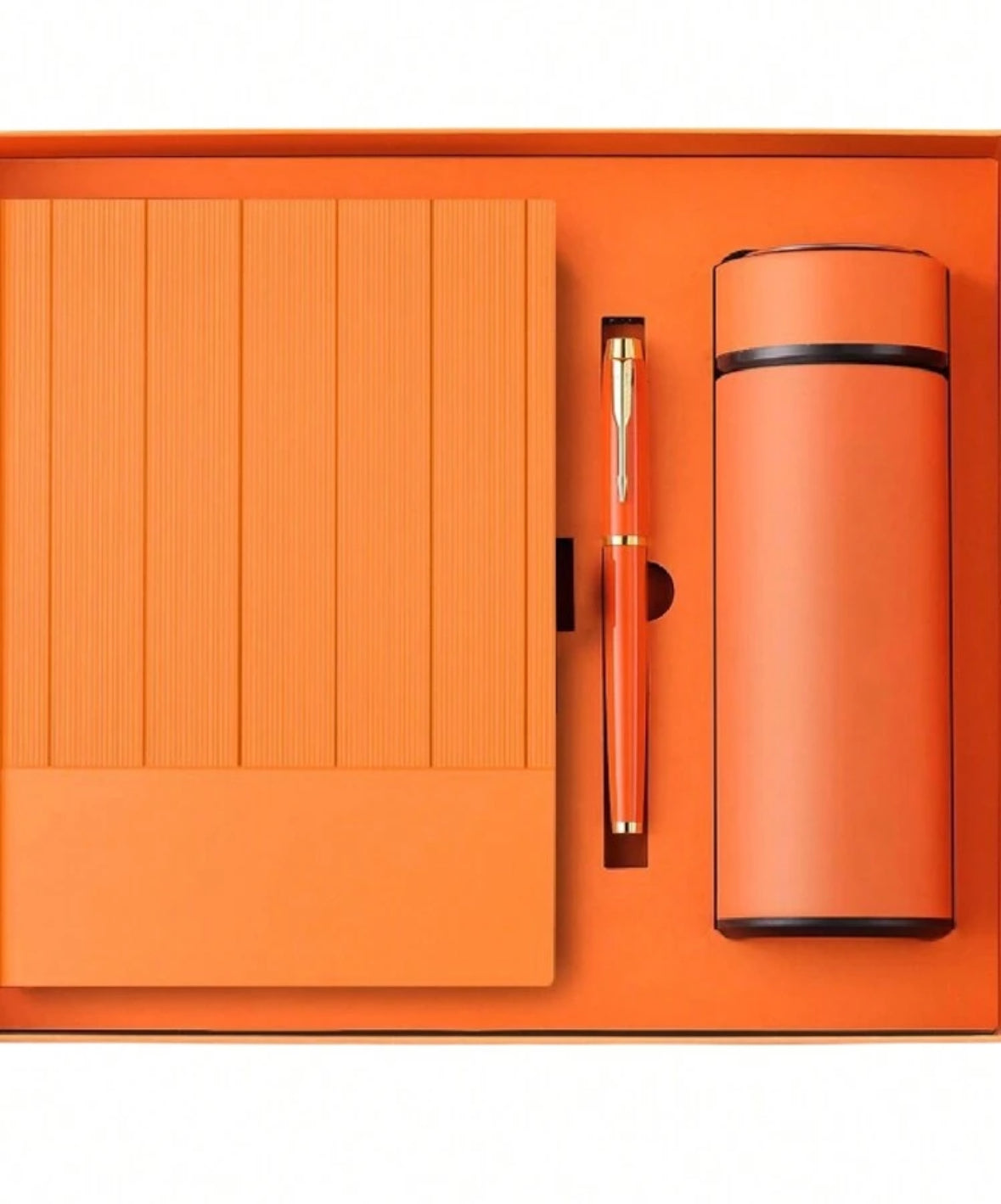 Coffret Cadeau de Luxe Personnalisé – Carnet A5, Stylo & Thermos