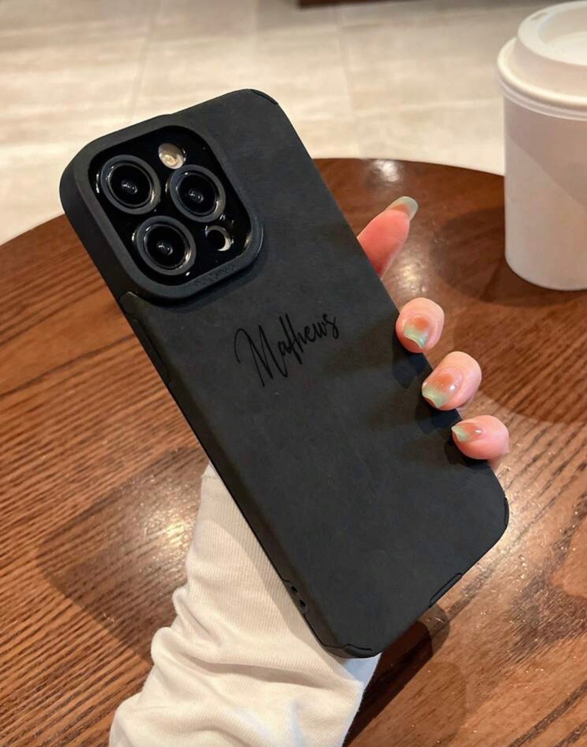 Coque de Protection Effet Daim Personnalisée – Texture Douce & Design Élégant pour iPhone