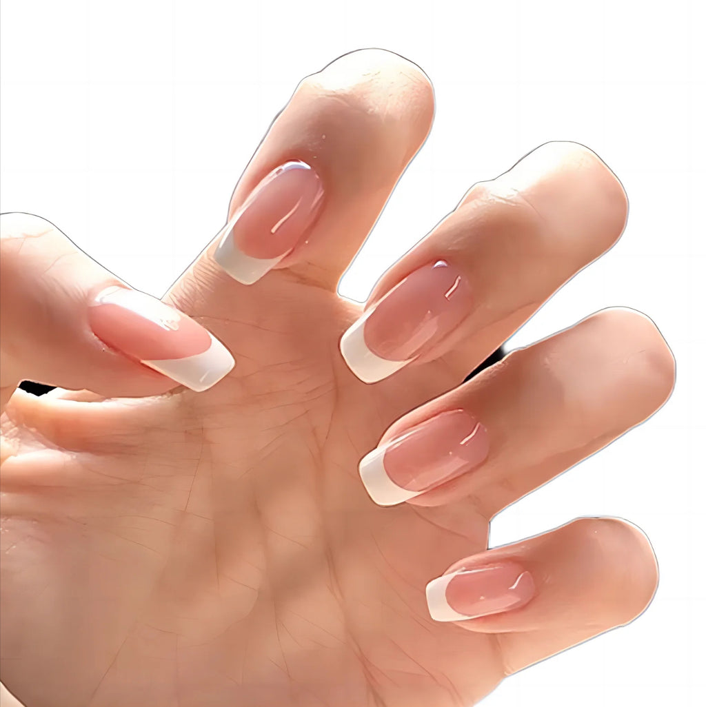 Faux Ongles Nude Minimalistes