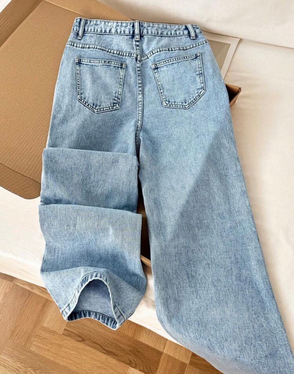 Jean Large Femme à Strass – Coupe Wide Leg