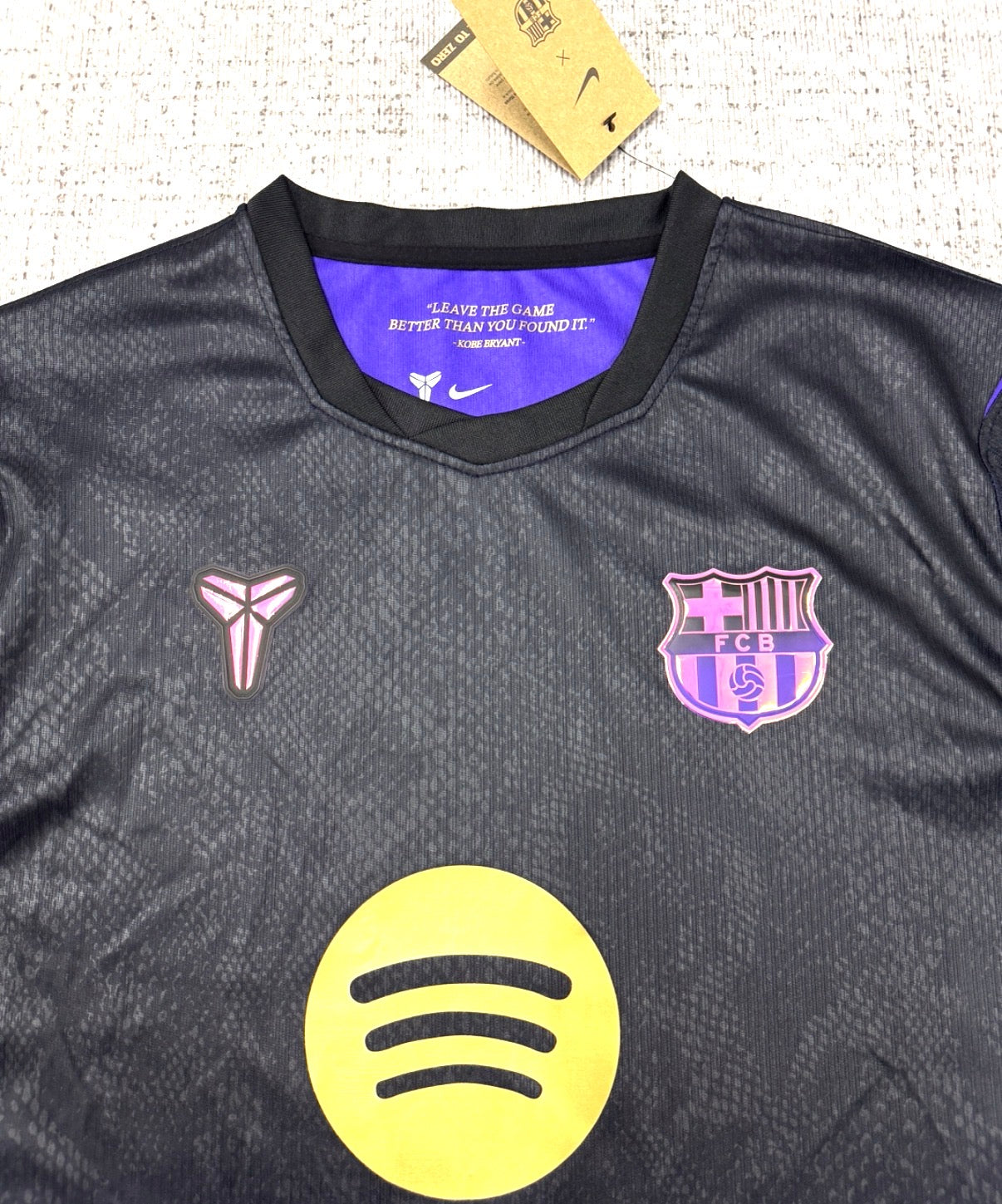 Maillot FC Barcelone x Kobe Bryant "Mamba Mentality" – Manches Longues (Édition Spéciale)