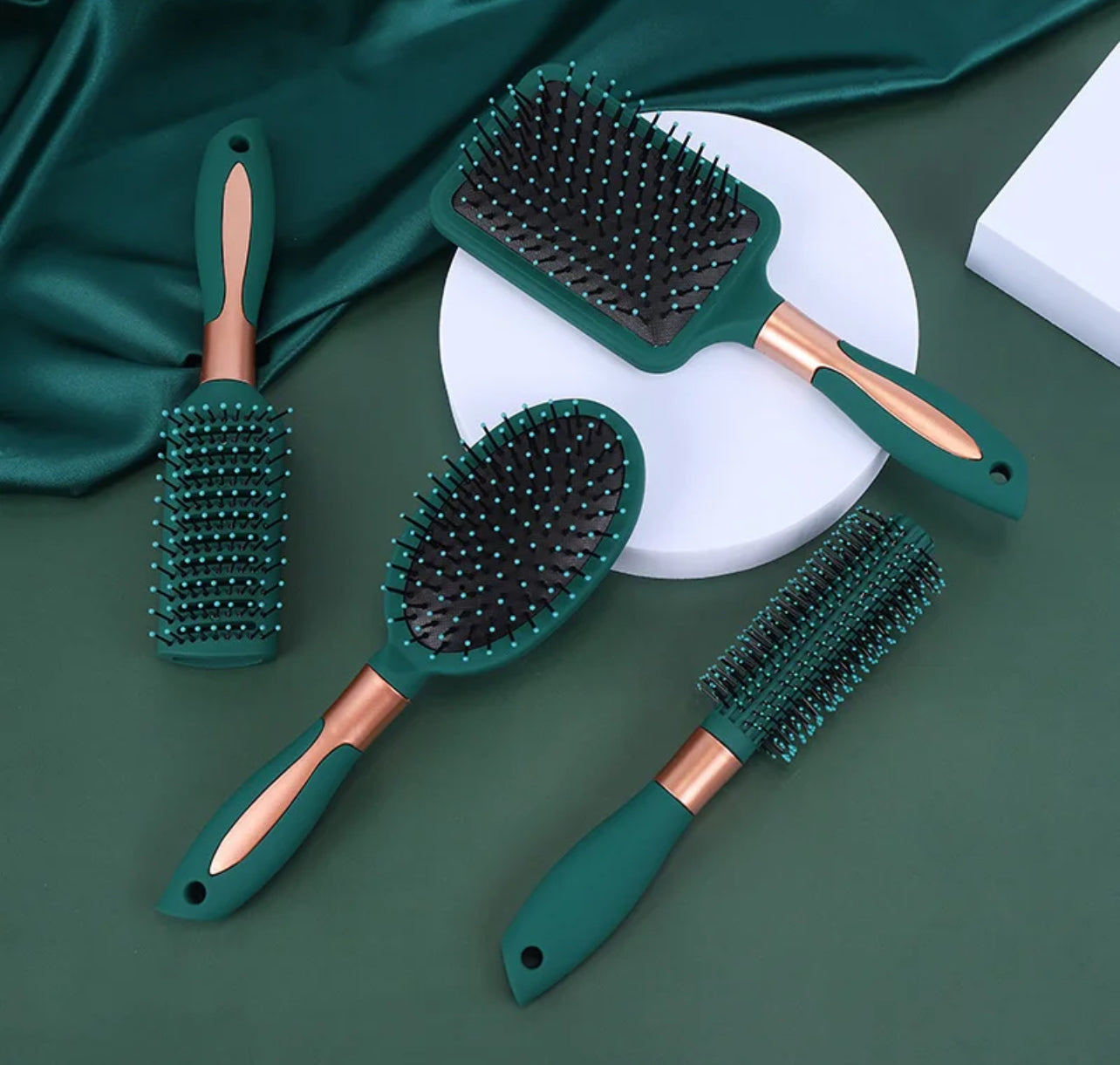 Ensemble 4 pièces Brosses à cheveux