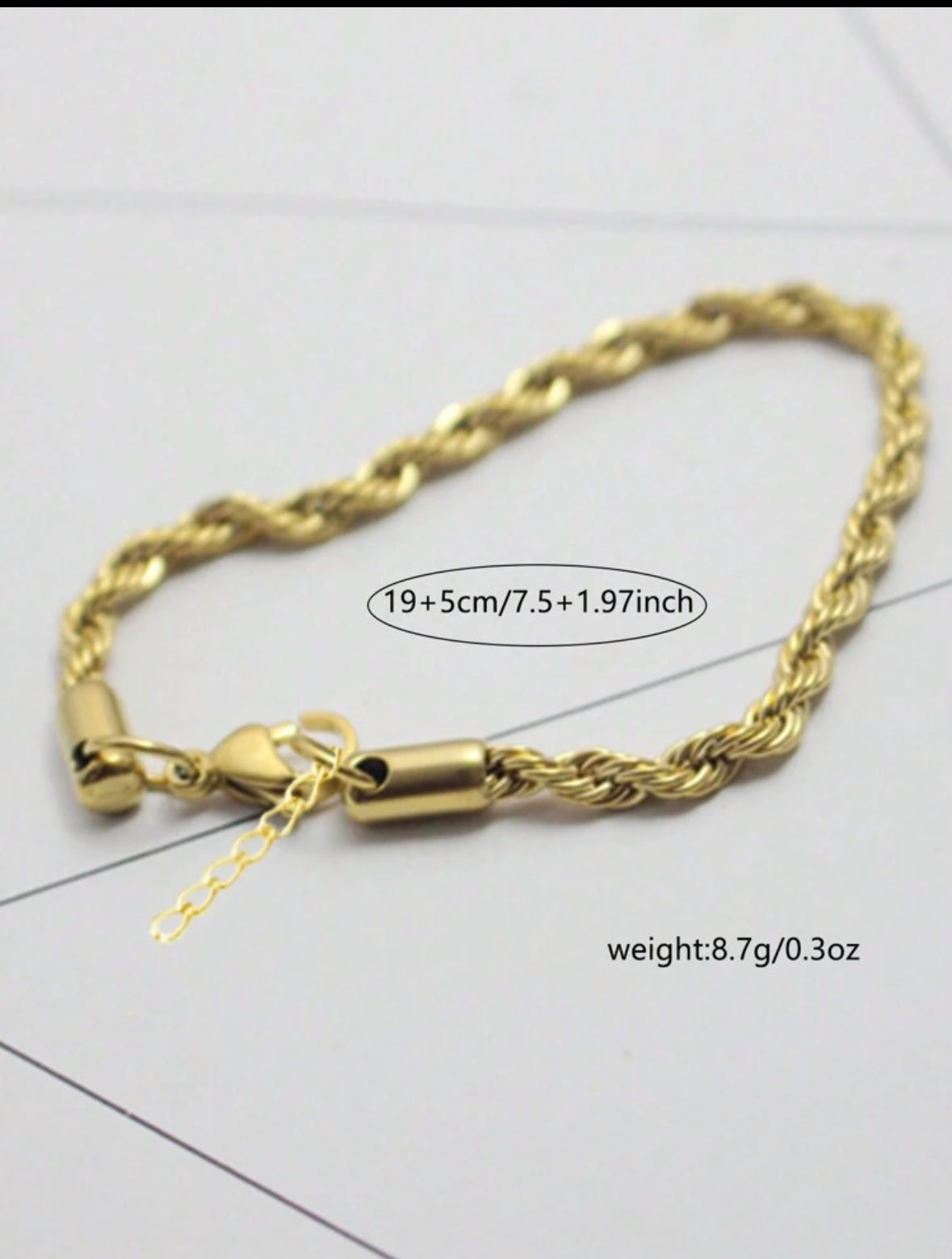 Bracelet Torsadé Doré - Élégance et Robustesse