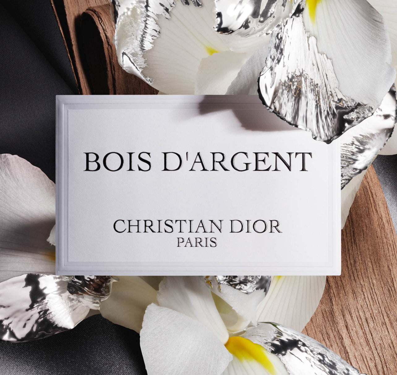 BOIS D'ARGENT
Eau de parfum mixte - notes ambrées et florales