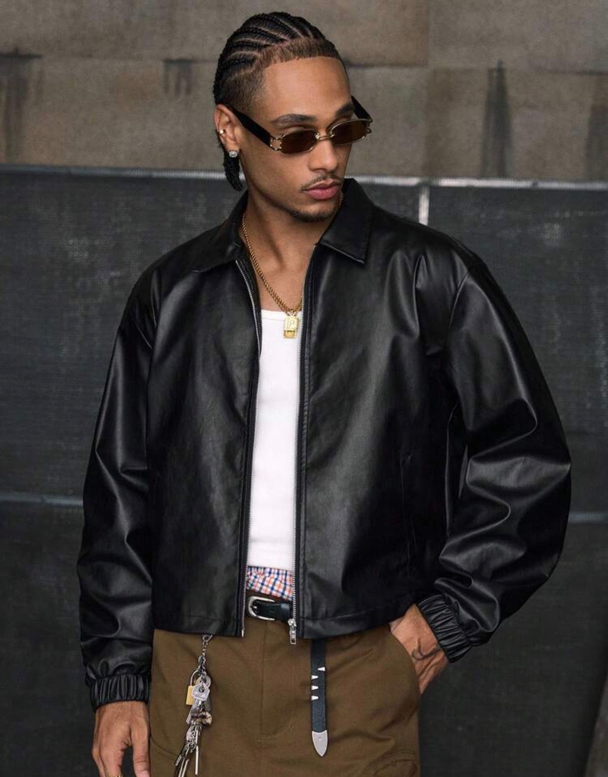 Veste Harrington "Cropped" en Cuir Vegan – Coupe Courte & Structurée