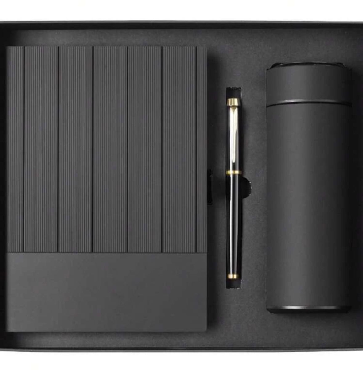 Coffret Cadeau Exécutif Personnalisable – Carnet, Stylo et Thermos Luxe ( Sur commande)