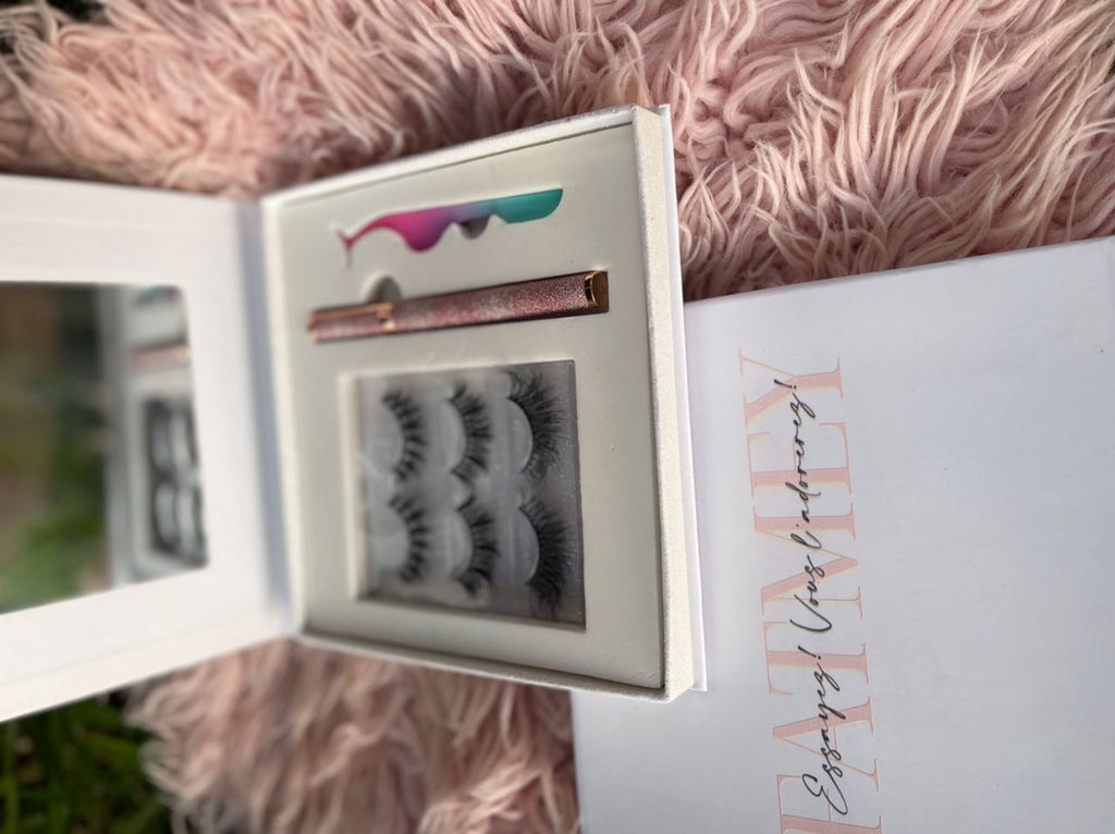 Coffret Faux Cils avec Eyeliner, Pince et Miroir