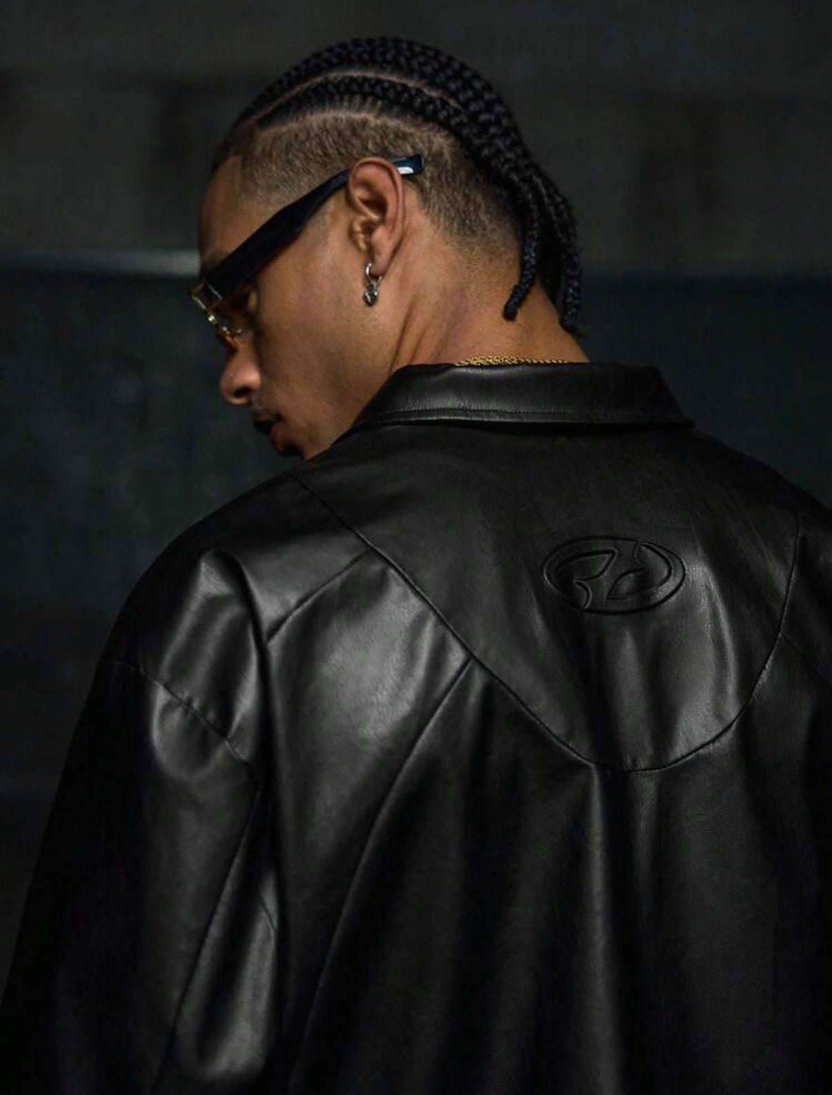 Veste Harrington "Cropped" en Cuir Vegan – Coupe Courte & Structurée