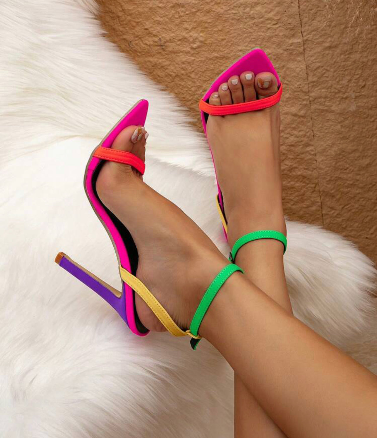 Sandales Femme Élégant À Bout Pointu À Talon Haut Avec À Bride De Cheville Et Multicolore patchwork