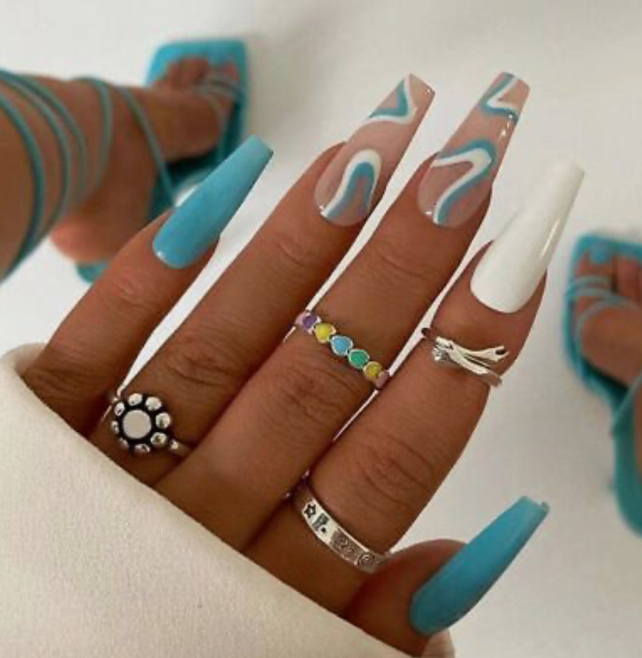 Faux-Ongles Tendance - Designs Uniques à l’Unité