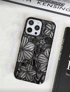 Coque iPhone "Floral Chrome" – Design 3D Luxueux & Reflets Métallisés