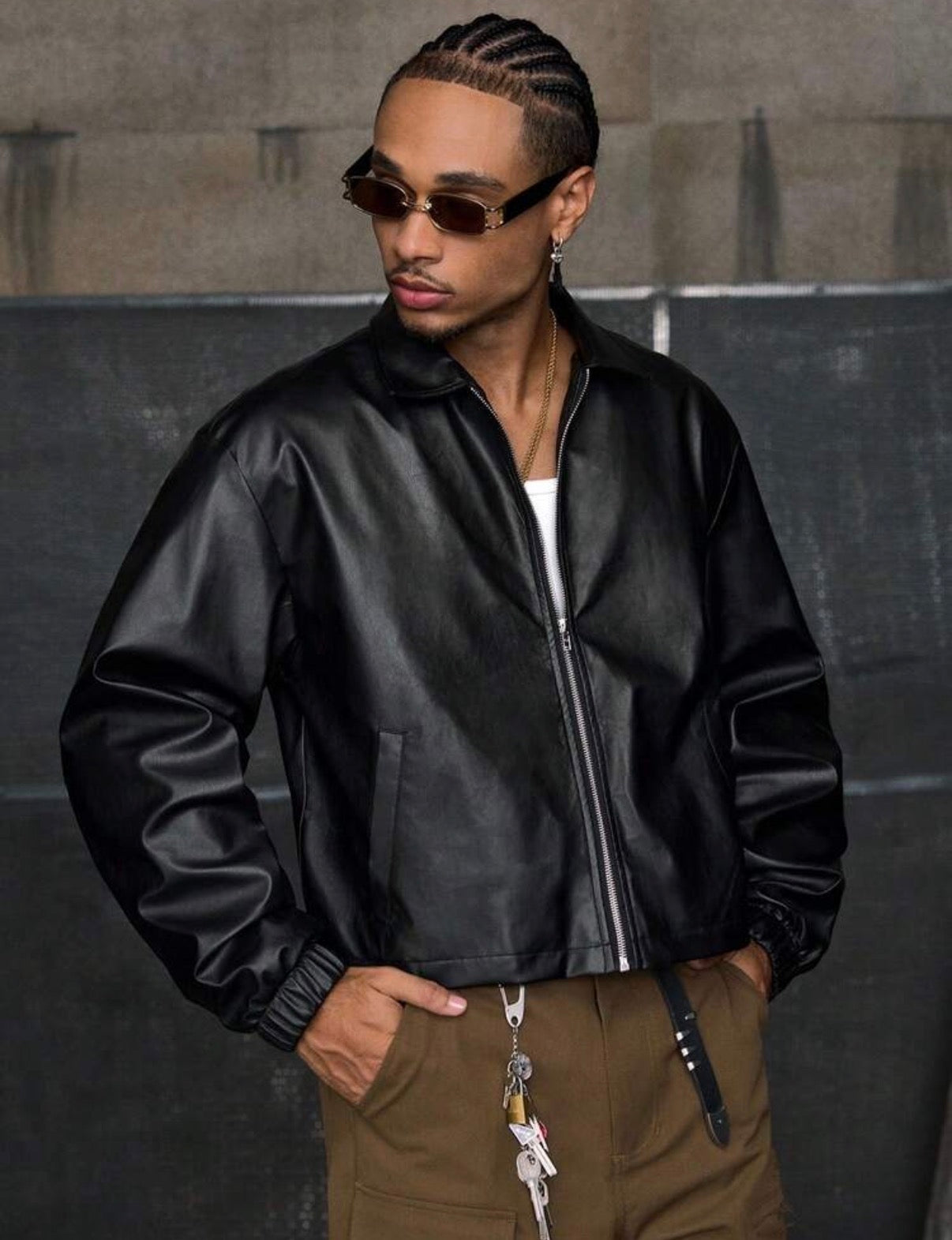 Veste Harrington "Cropped" en Cuir Vegan – Coupe Courte & Structurée