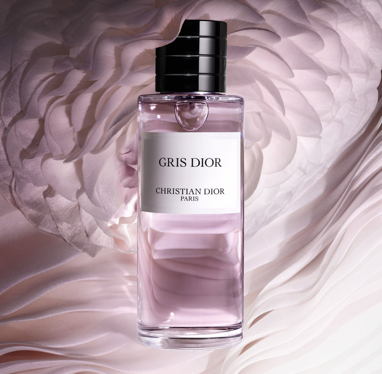 GRIS DIOR
Eau de parfum mixte - notes chyprées