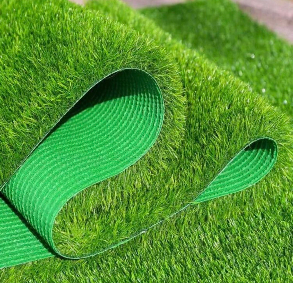 Tapis de Gazon Synthétique – Aspect Naturel & Confort