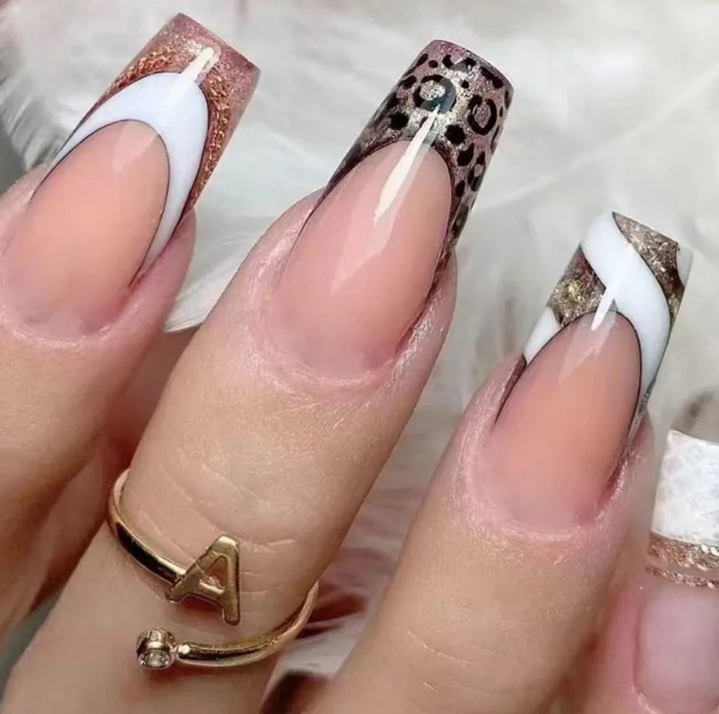 Faux Ongles – Pose Facile