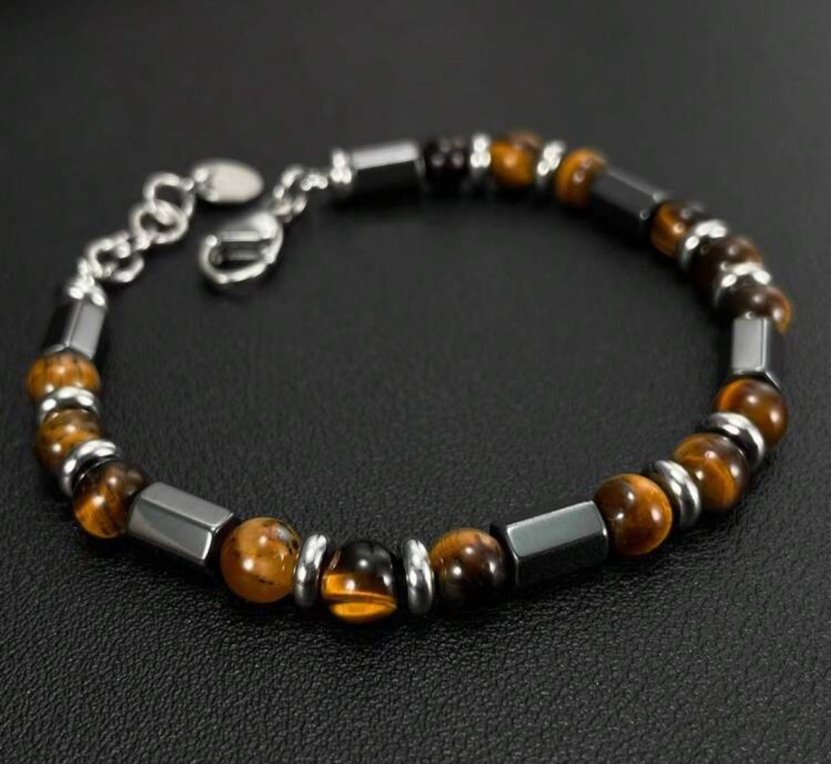 Bracelet en Œil de Tigre et Hématite – Élégance et Énergie