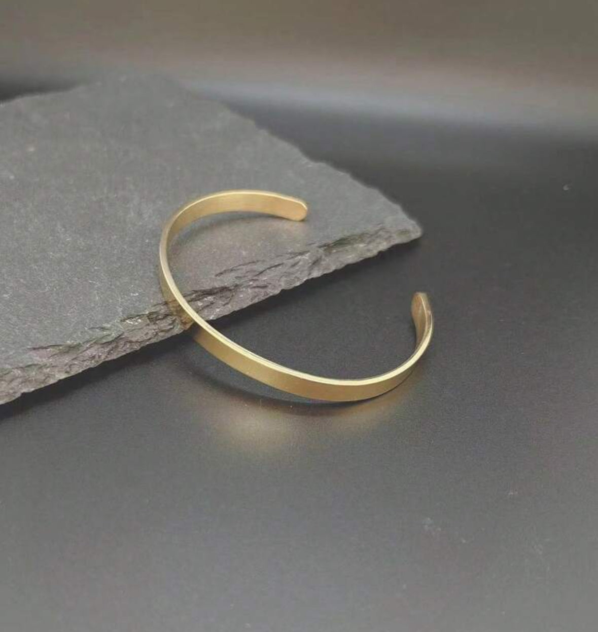 Bracelet et chaîne minimaliste en acier inoxydable doré