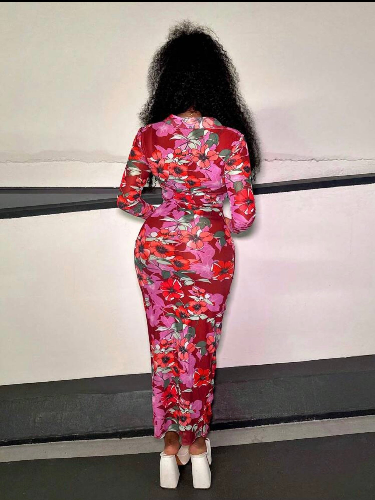 Robe Moulante Froncée À Imprimé Fleuri