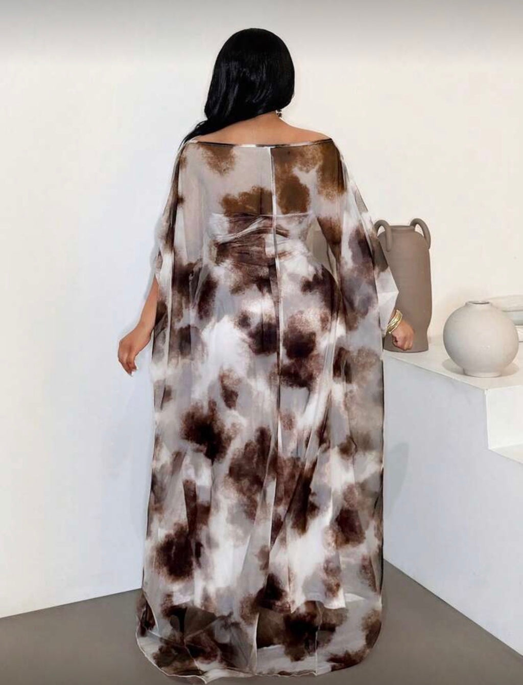 “Aura” Marble-Print Chiffon Maxi Dress – 2-in-1 Set with Organza Cape