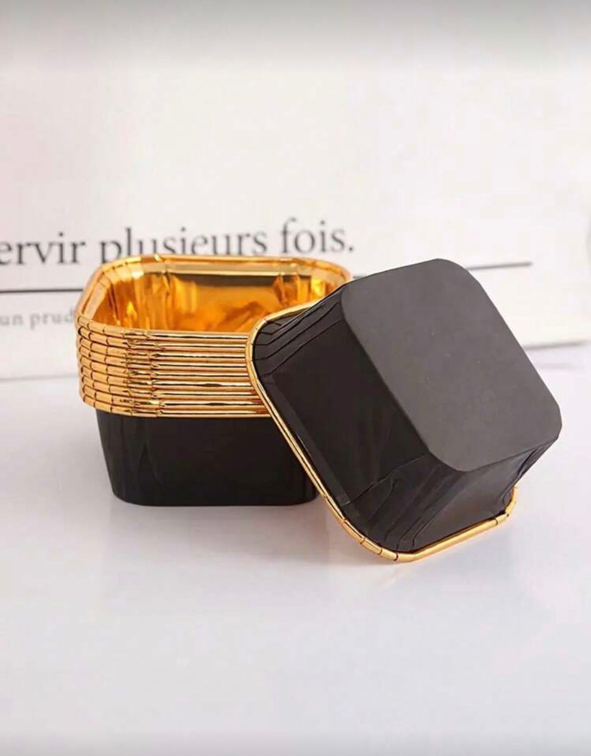 Lot de 50 Mini Moules de Cuisson en Aluminium – Ramequins Carrés pour Desserts et Cupcakes